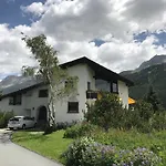 Chesa Suot Ovas Sils-Maria